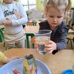 Mali Odkrywcy poznają świat
