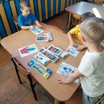 Co oznacza żyć zdrowo? - burza mózgów, wykonanie plakatu