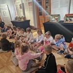 Liski i Sówki poznają dawne zawody